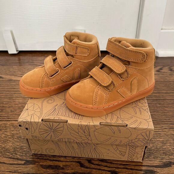 Veja Other - NIB - Veja Kids Small Esplar Velcro Leather Sneaker (US 6.5)
